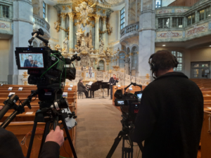 Livestream-Produktion in historischer Kirche: NC3 Kamera-Setup