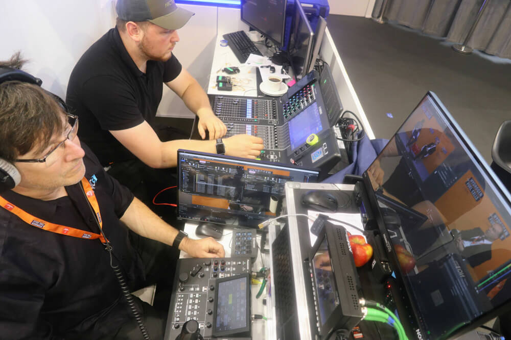IMG_0655_2 Live-Produktionsteam steuert professionelle Streaming- und Mischpult-Technik bei der Hannover Messe 2022